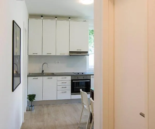 Bonnie & Clyde 아파트