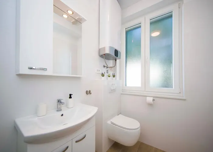 아파트 Bonnie & Clyde